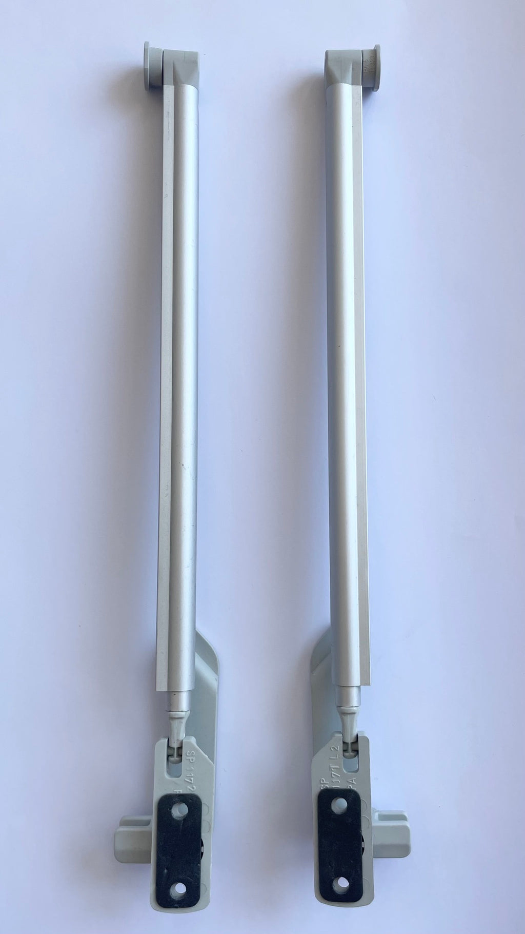 Fenster Aufsteller für NW550 Seitz S 6 Halter Aussteller Paar 208f076 NEU
