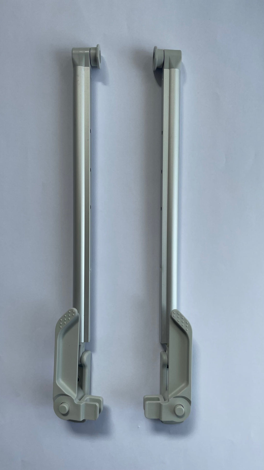 Fenster Aufsteller für NW500 Seitz S 6 Halter Aussteller Paar 208f077 NEU