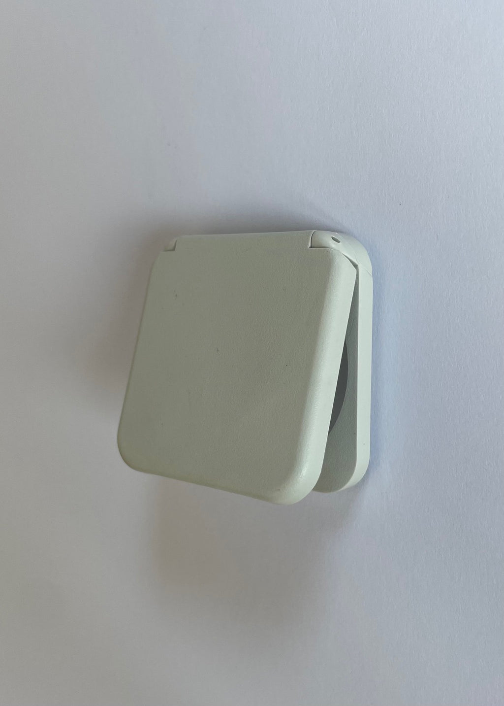 Klappdeckel für Steckdose Einbau Inprojal 10.000 NEU