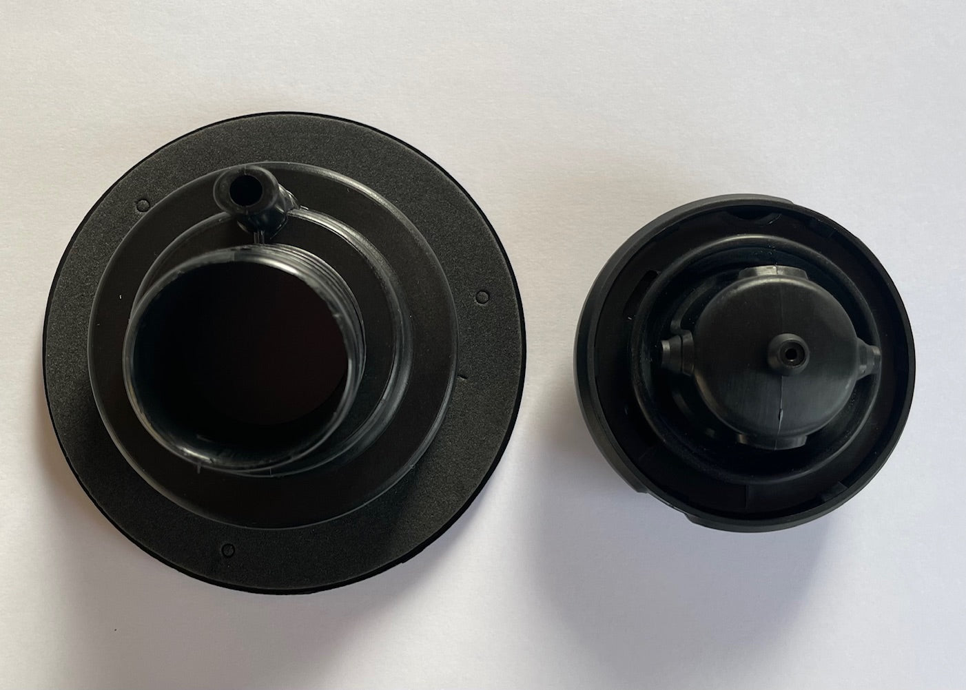 Wasserdeckel Einfüllstutzen schwarz NEU Fiamma Schloss + 2 Schlüssel 300f573 NEU