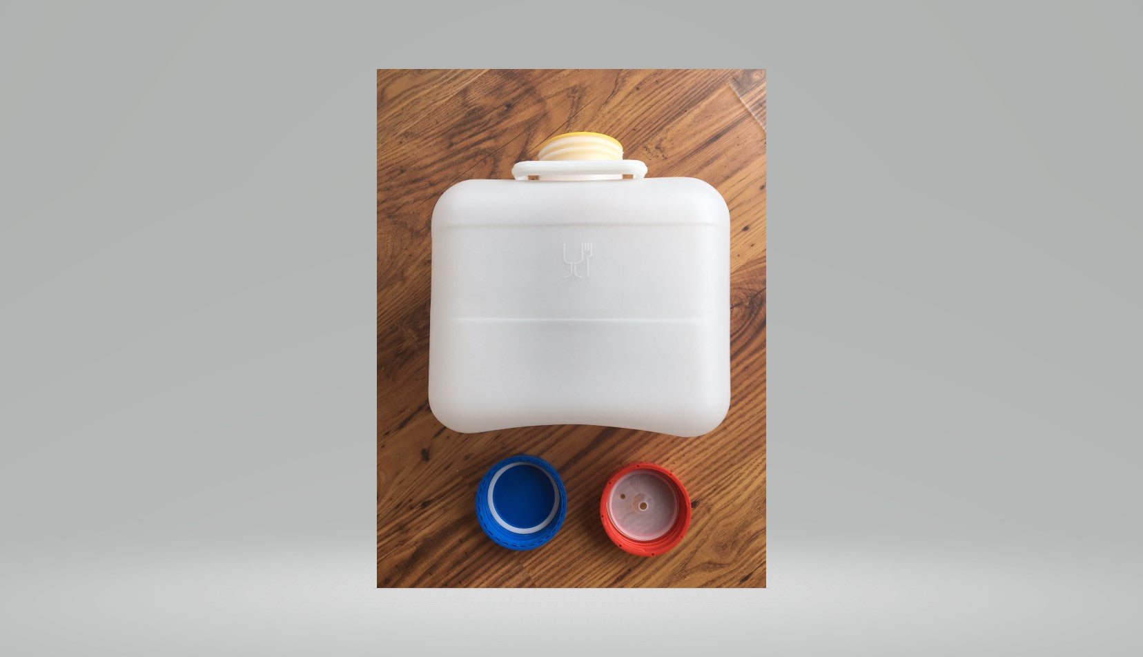 Wasserkanister 10 L Bügelgriff Deckel + Ring DIN 96 Kappe Kanister 74220p++ NEU