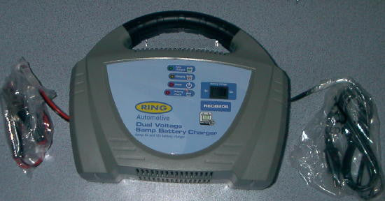 Batterie Ladegerät 6 A für 6 + 12 Volt Fahrzeuge 34185m NEU