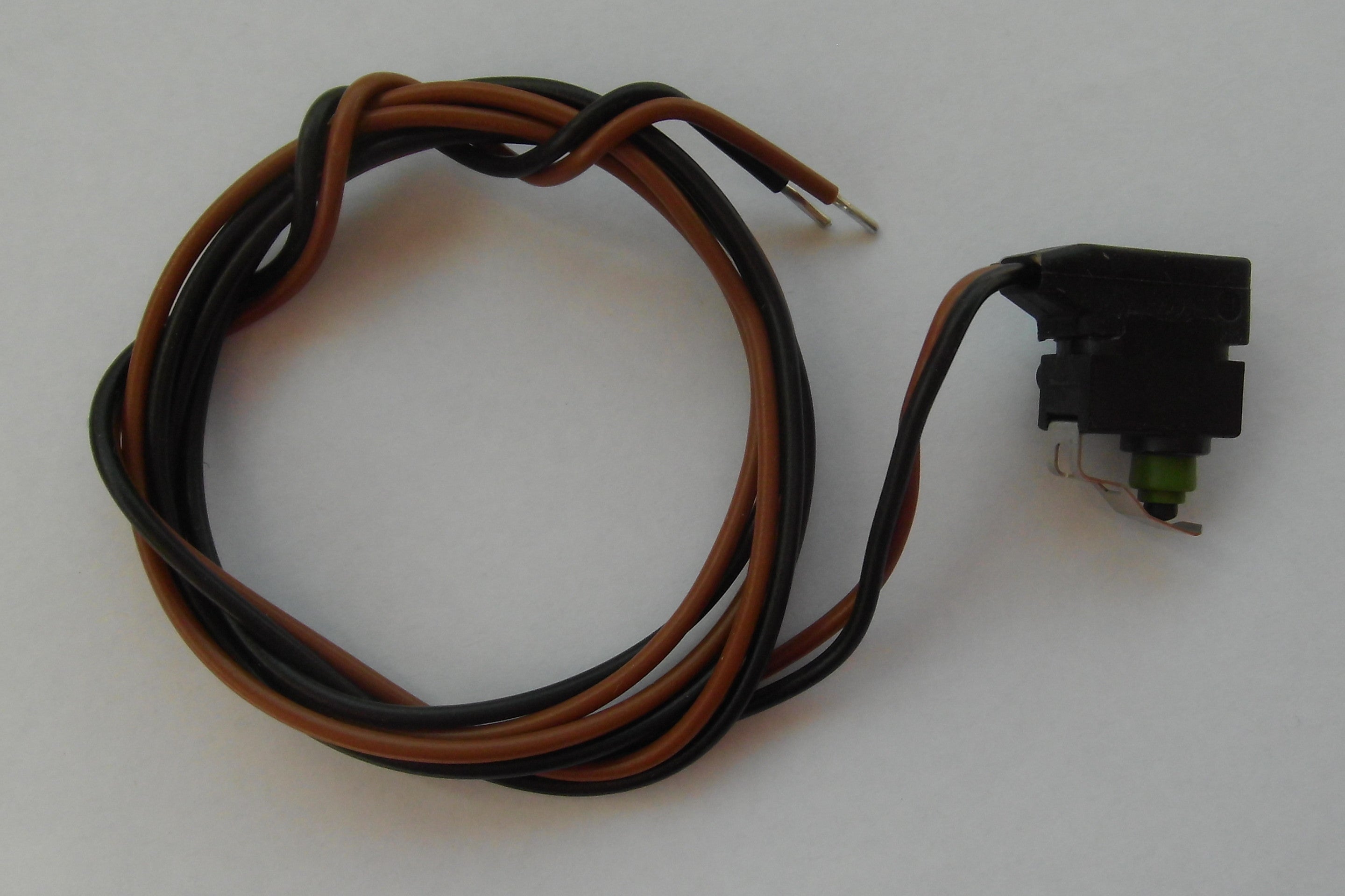 Mikroschalter mit Bügel für 12V 60W für div. Wassehähne im Wohnmobil 92655m NEU