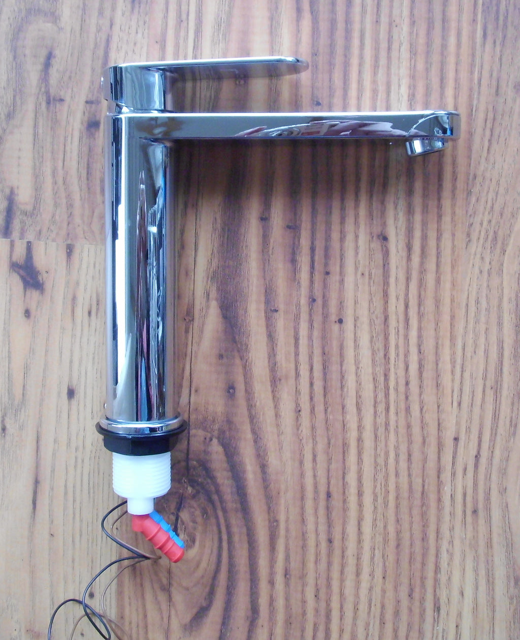 Wasserhahn Einhebelmischer 120° Linnea L von Reich Wohnmobil 303f066-1 NEU