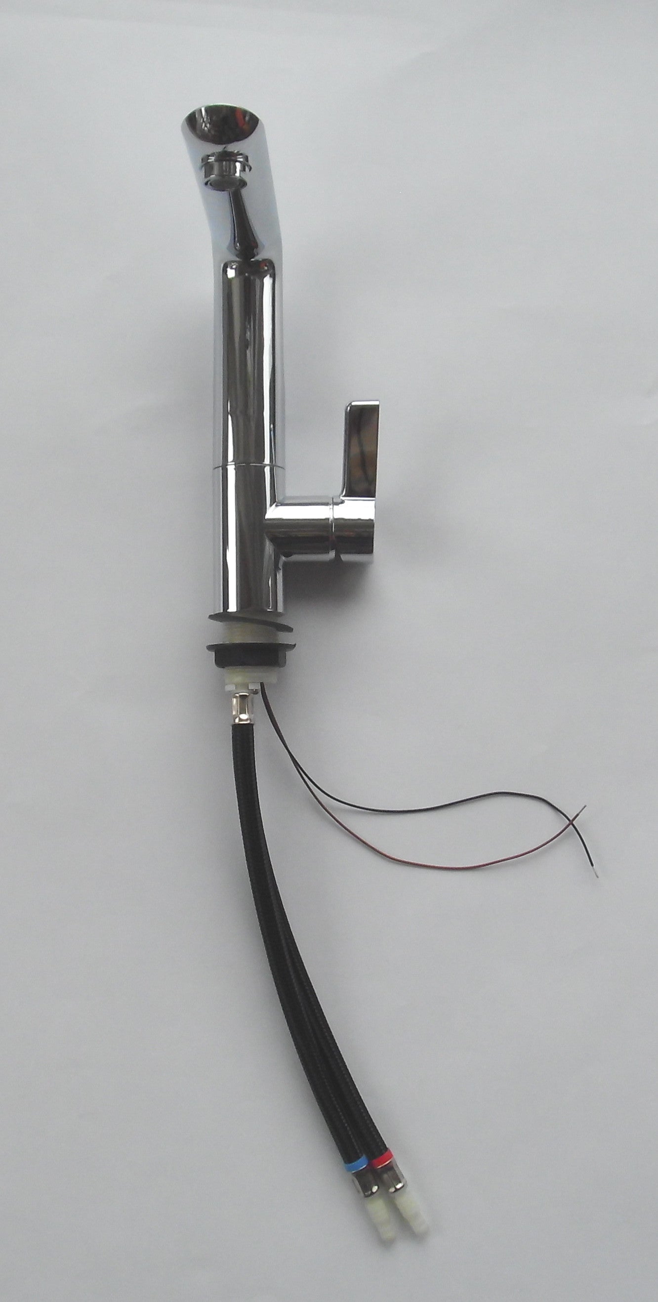 Wasserhahn Einhebelmischer 360° schwenkbar Modena von Comet Wohnmobil 303f062-1 NEU