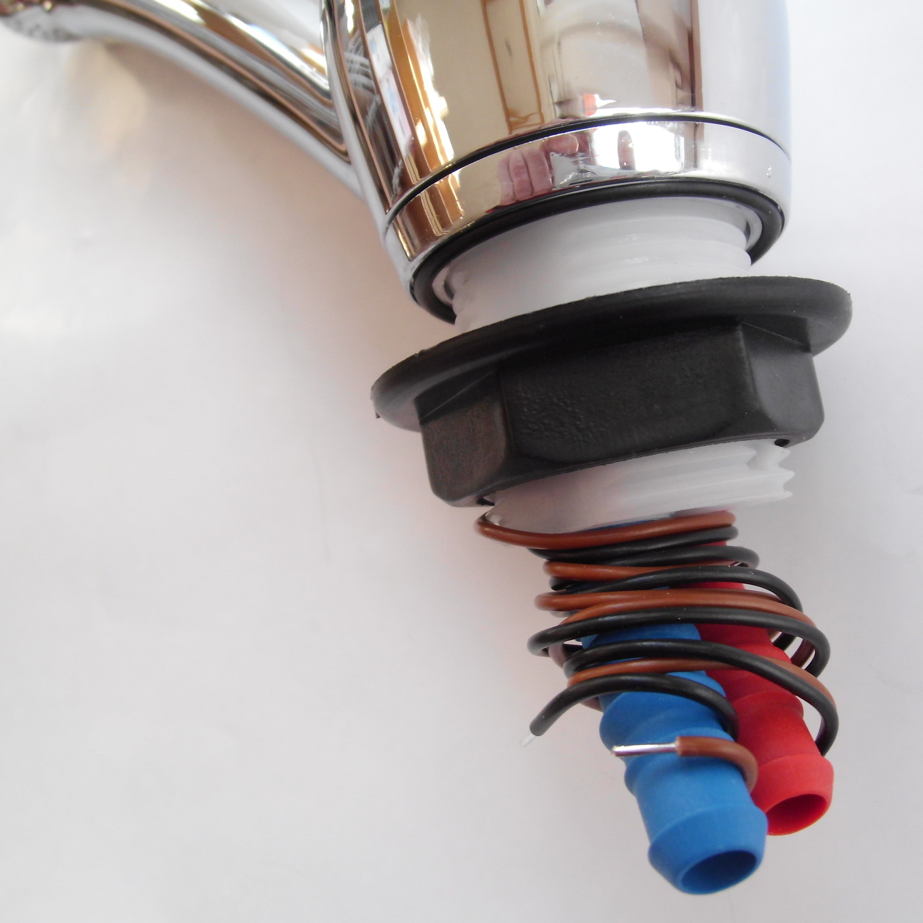 Wasserhahn Mischer Pelikan chrom Reich Microschalter kalt/warm 300f696 NEU