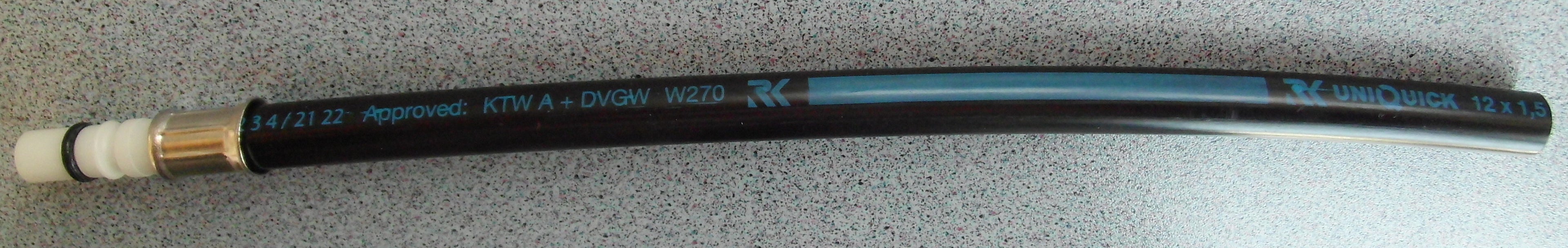 Ersatz Anschlussschlauch kalt Uniquick für div. Reich Wasserhähne 46463m NEU