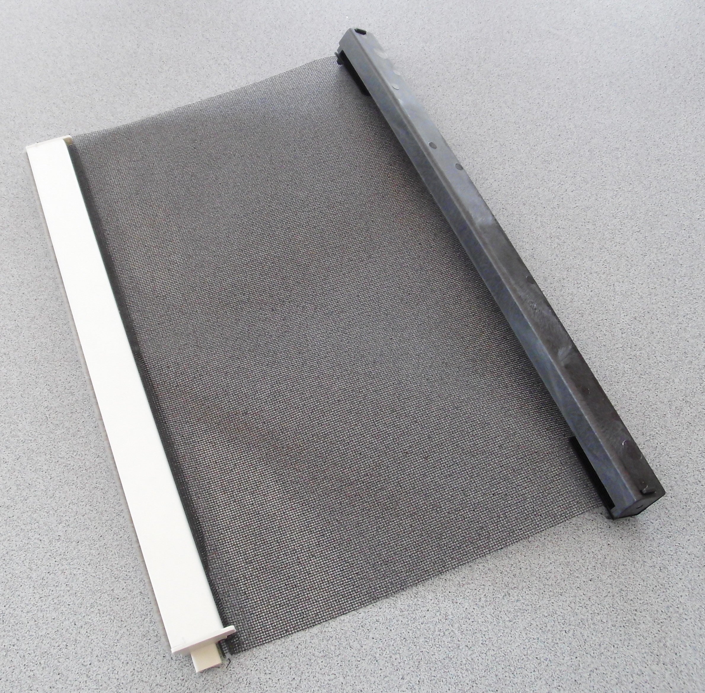 Remis NUR ROLLO MOSKITONETZ schwarz für Dachhaube 40 x 40 Vista+.. 206f325-4 NEU