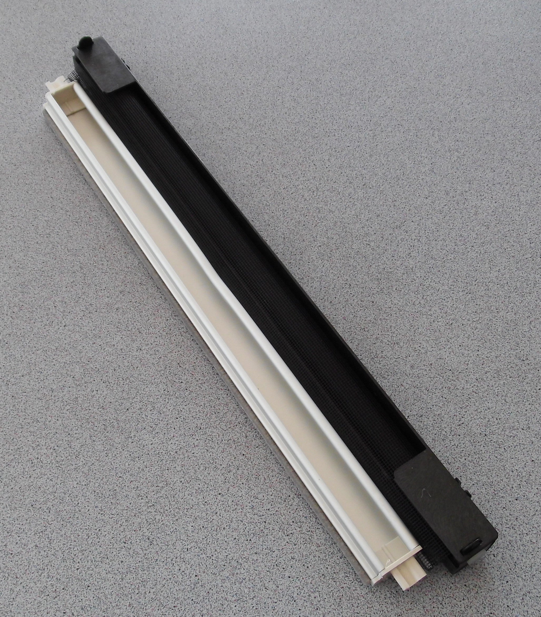 Remis NUR ROLLO MOSKITONETZ schwarz für Dachhaube 40 x 40 Vista+.. 206f325-4 NEU