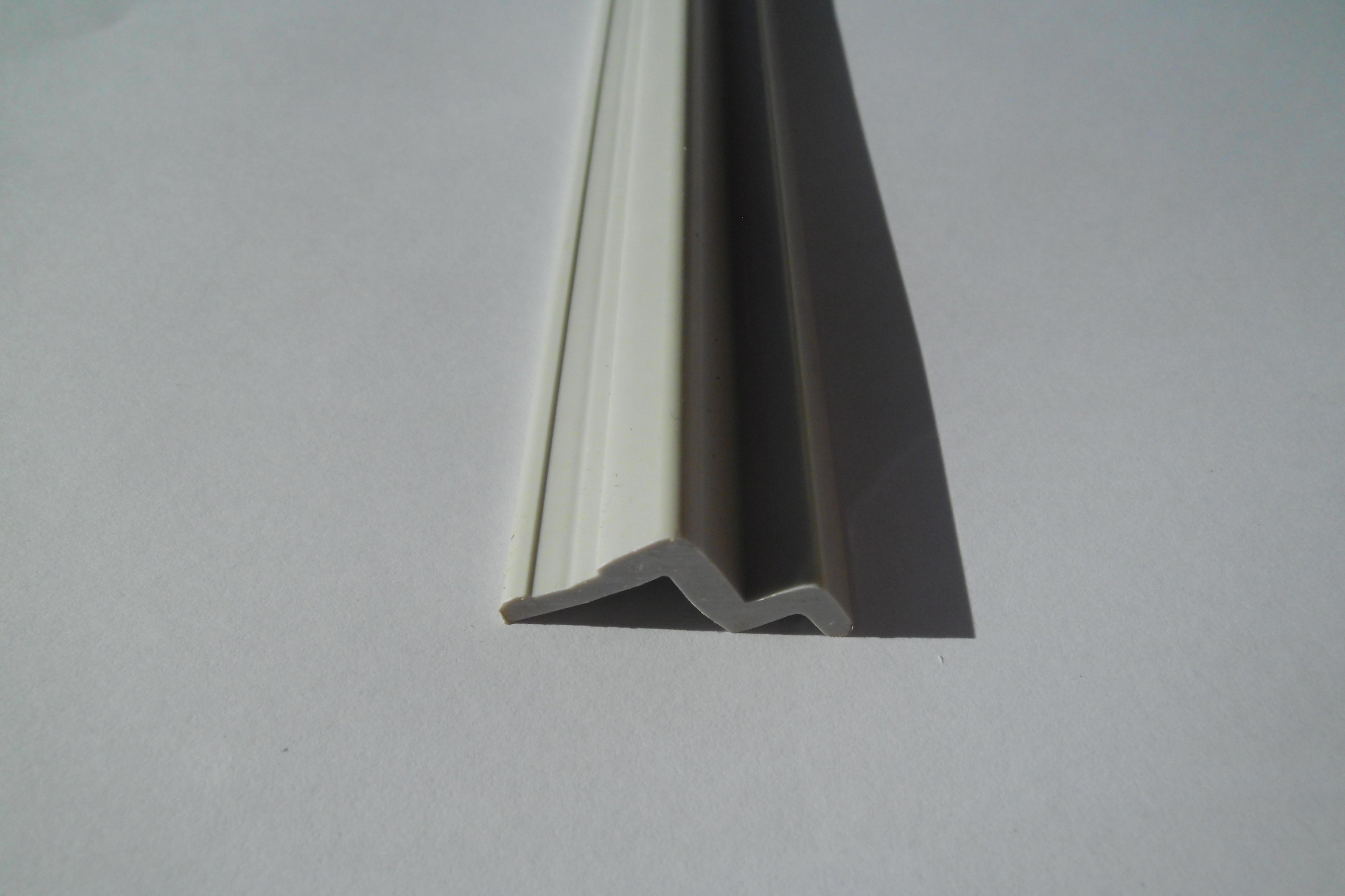 Tischeinhakenleiste Tisch Leiste KUNSTSTOFF grau 62cm 110030Lg NEU