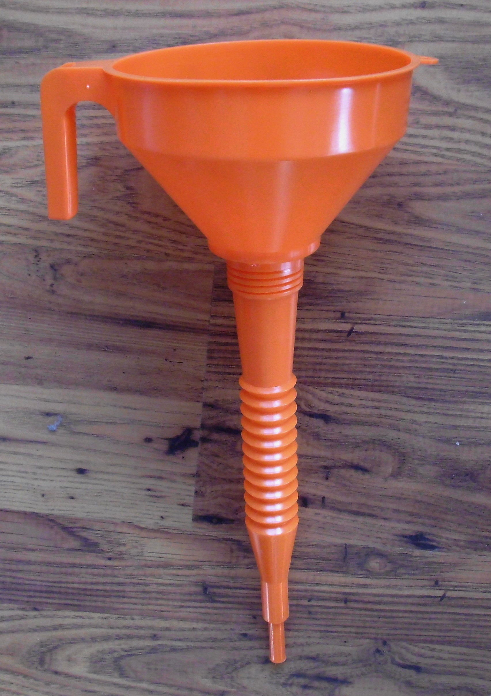 Einfülltrichter für Wasser oder Öl biegsamer Trichter mit Sieb orange 255900b NEU