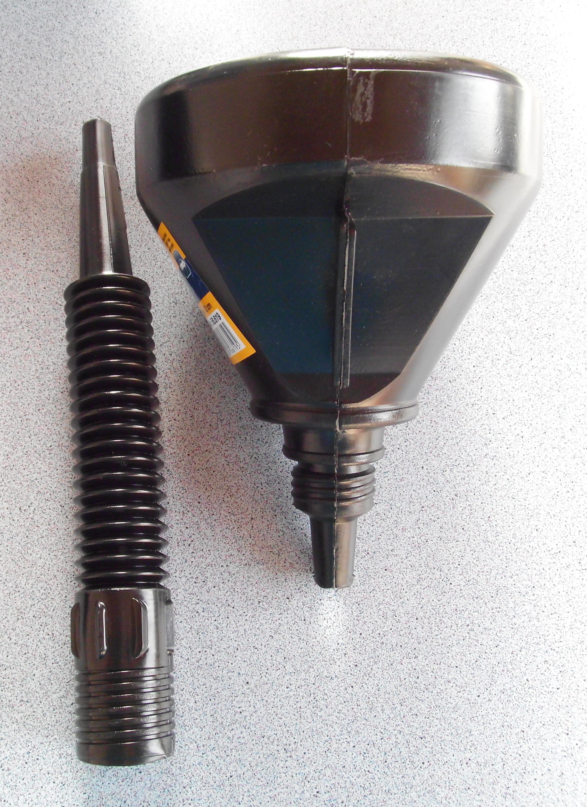 Einfülltrichter mit Sieb für Wasser biegsamer Trichter in schwarz 72533p NEU