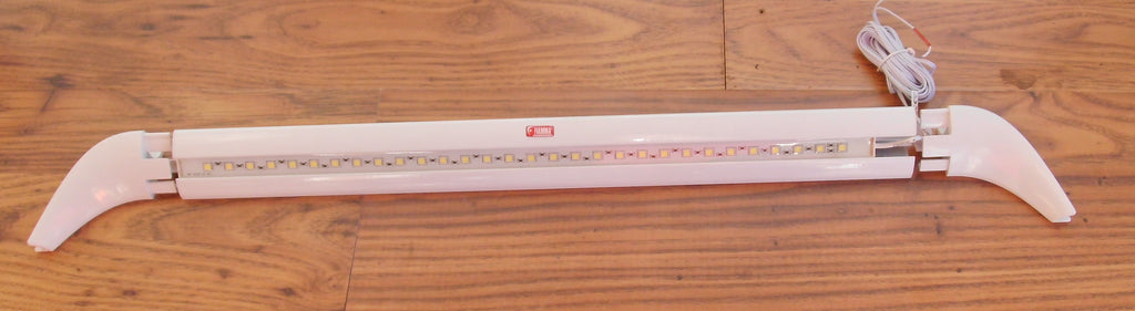 Vorzeltleuchte Fiamma Vorzelt Leuchte Lampe mit Rinne 30 LED 12V 7W 071f730 NEU