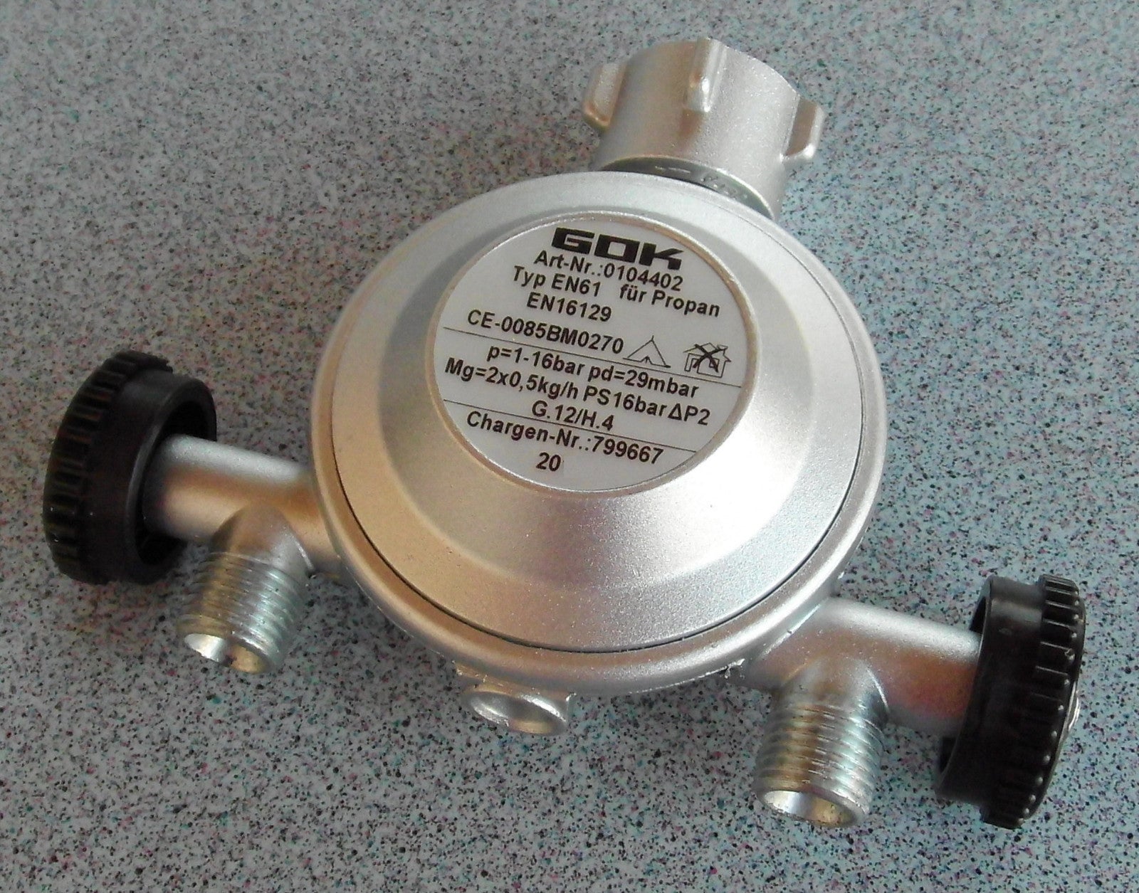 Gas Regler 29/30mbar Gasregler Combi Druckregler Absperrventil 2fach 167470b NEU