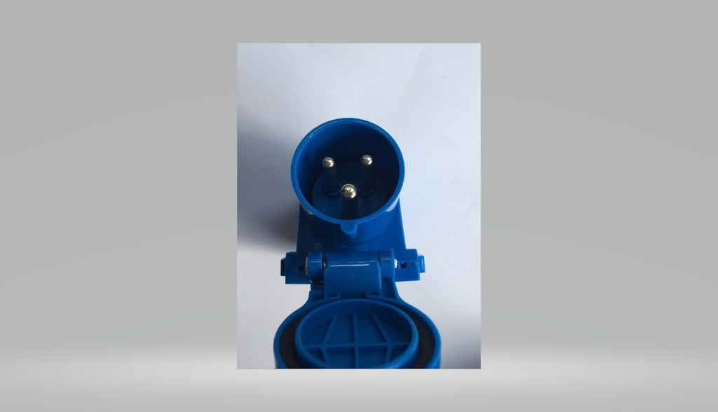 CEE Kupplung 3 polig Einspeisestecker Deckel für Wandmontage 82008r NEU