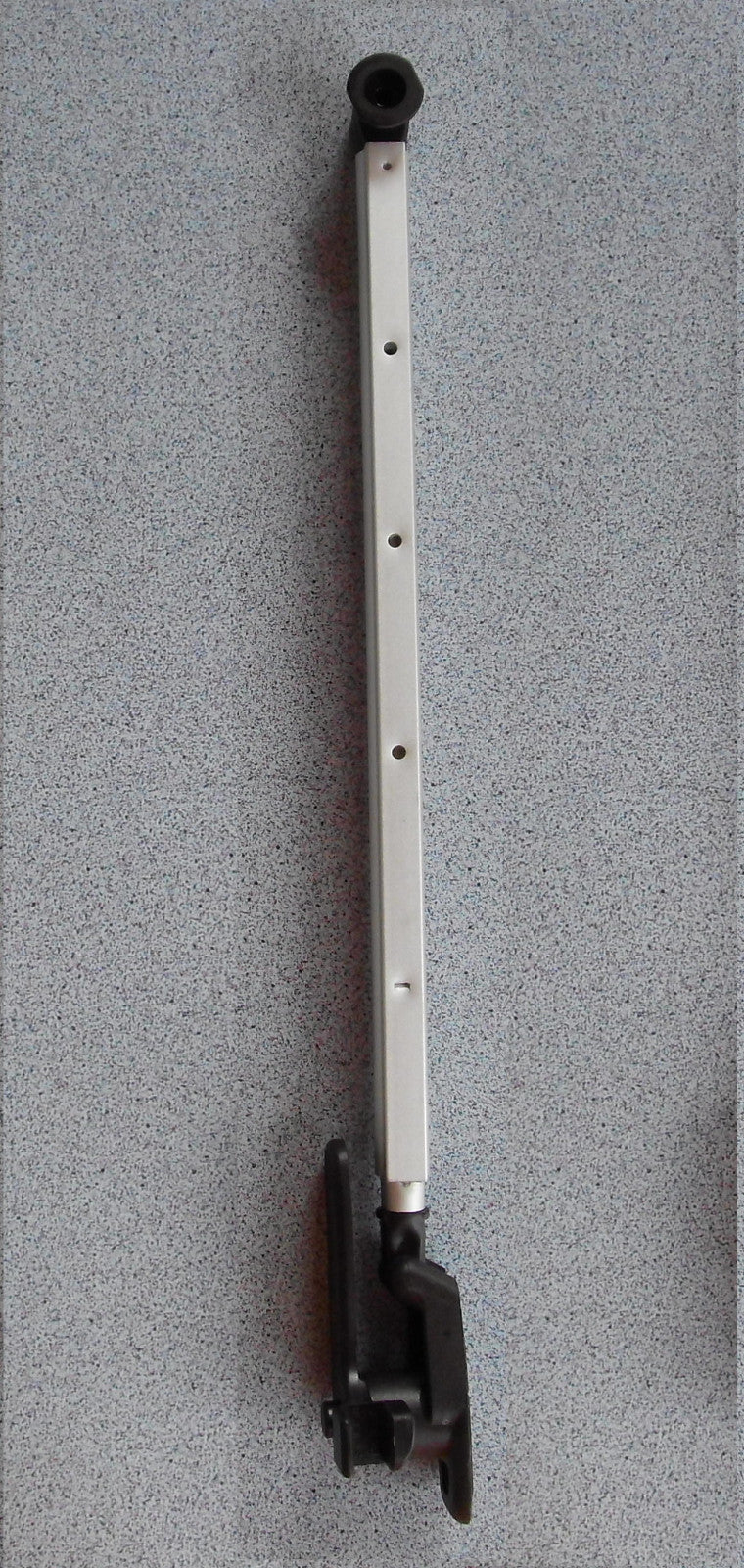 Fenster Aufsteller Klick-Klack Aussteller NW550 S4 Seitz links  208f057-L NEU