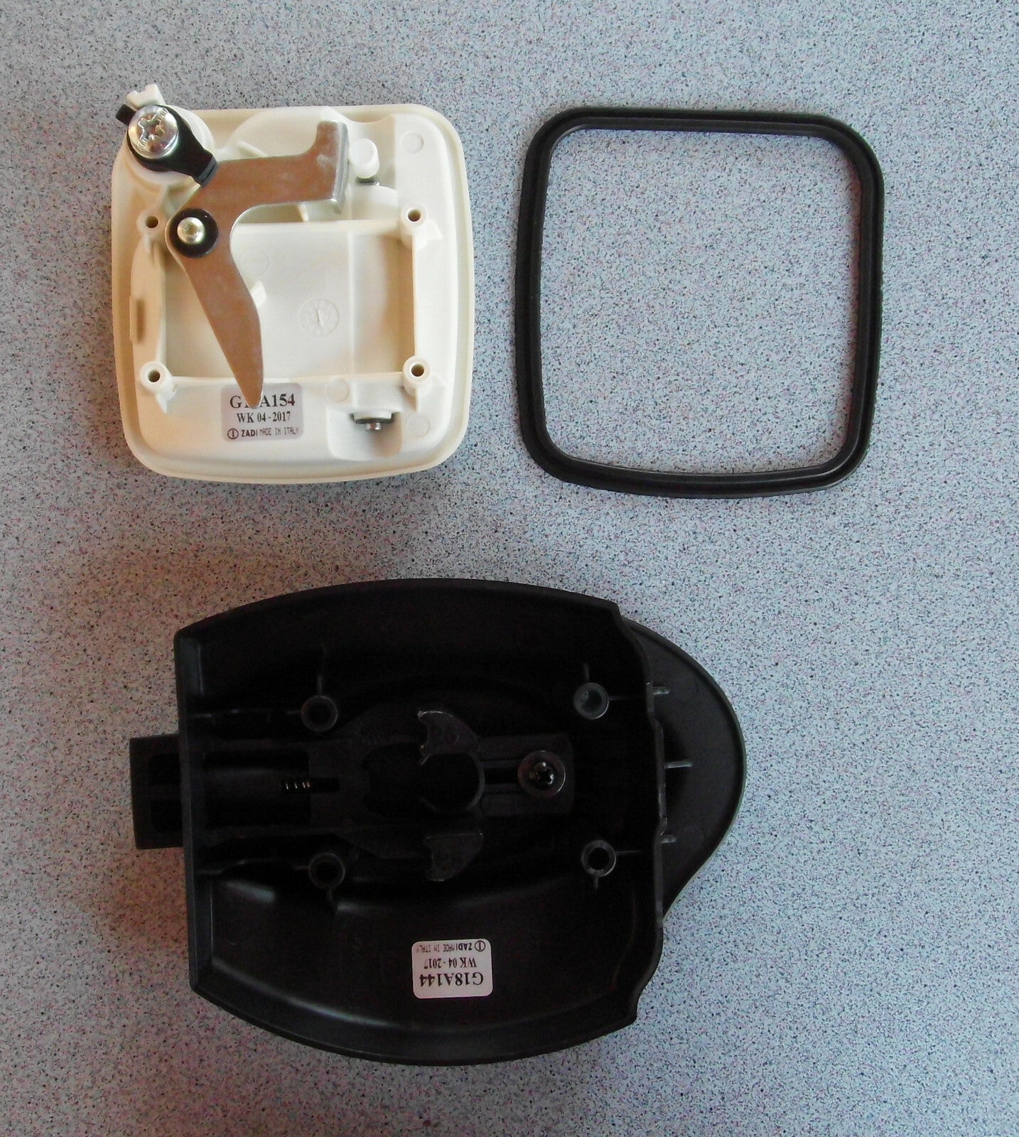 Türschloß weiß ZADI 25-34mm für Wohnmobil Wohnwagen Klappen Türen 52642r NEU