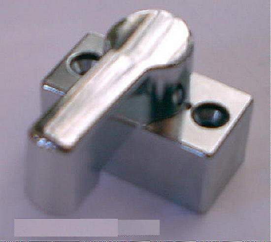 Türvorreiber Metall 11mm hoch verchromt Riegel Tür Schloss  129390b2 NEU