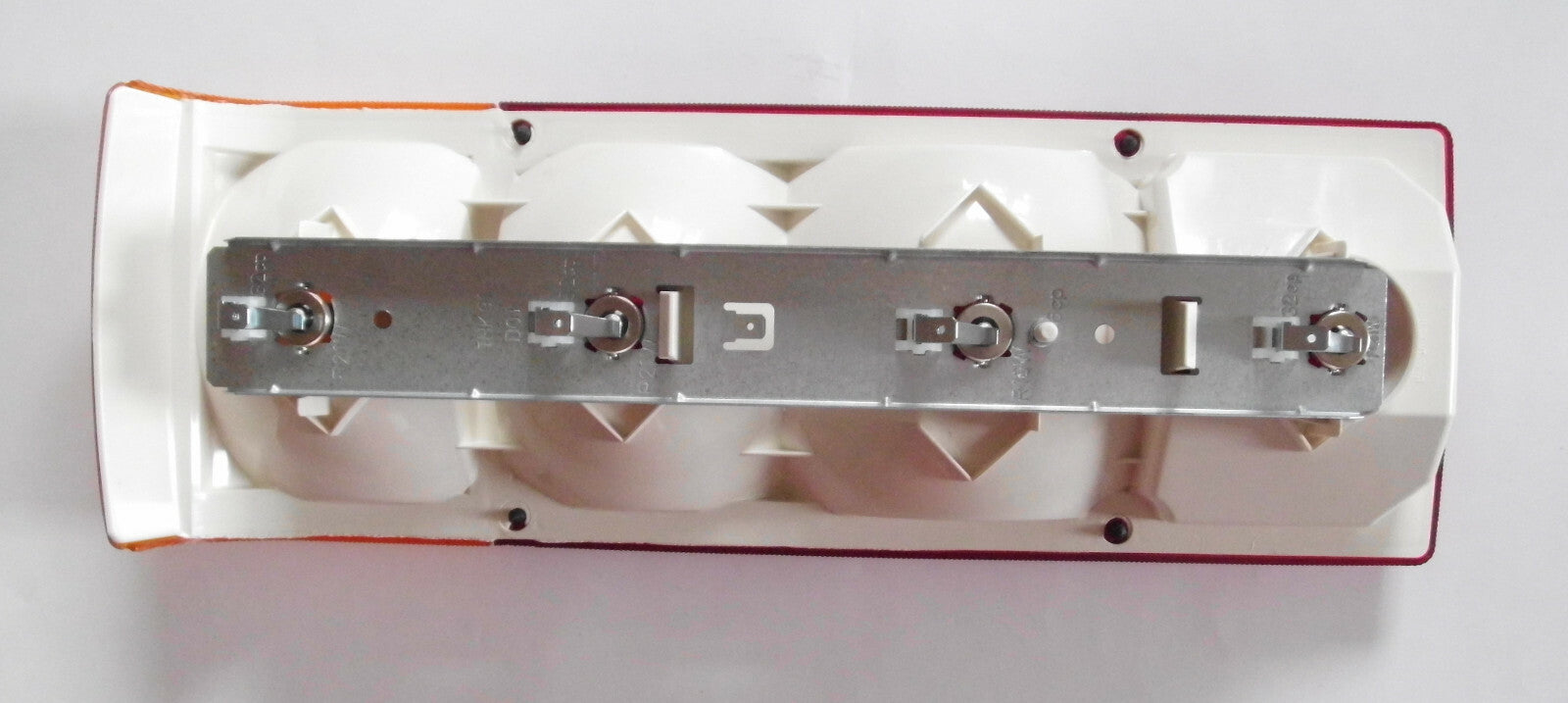Rückleuchte Schlussleuchte Hella Leuchte Rücklicht 383 li+re 152410b3 NEU