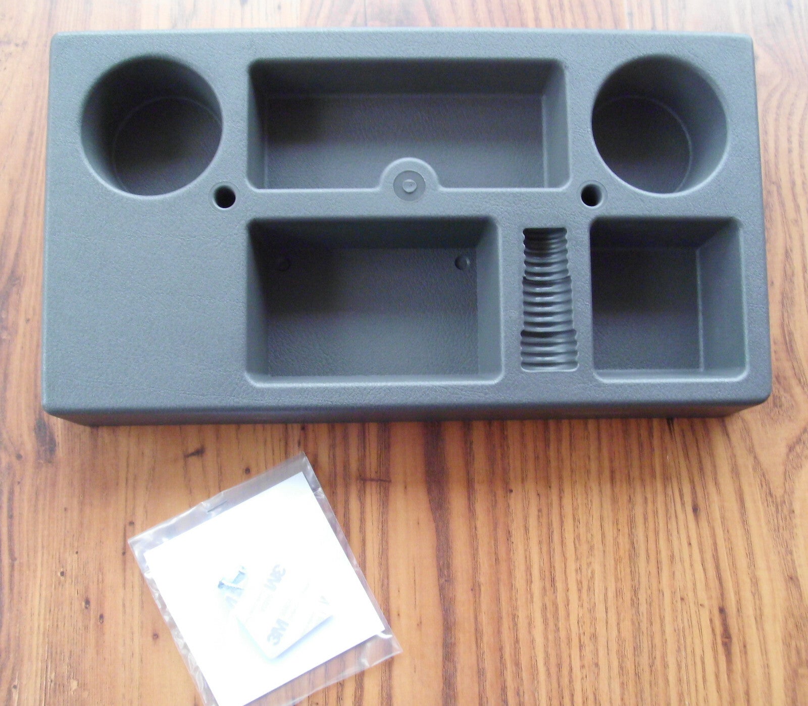 Armaturenbrettablage Ablage Konsole ungepolstert +Münzfach VW Bus T4 46200rX NEU