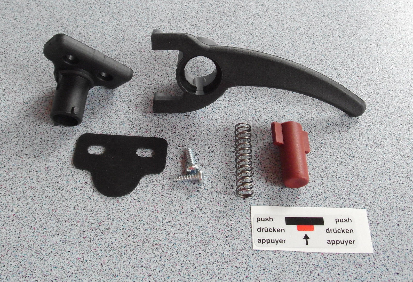 Verschluss Riegel mit Sperrknopf für Fenster S7 ab 2001 Aufsteller 208f081 NEU