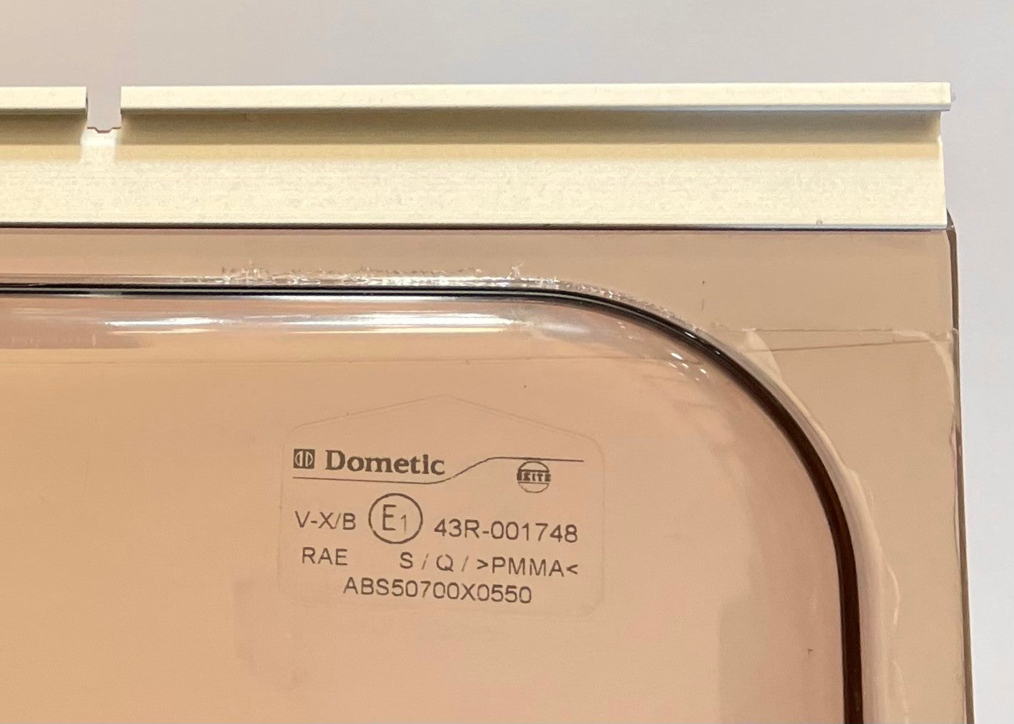 Ersatzscheibe Seitz Dometic braun 668x484 Ersatzglas FÜR S3 Fenster 700x550 NEU