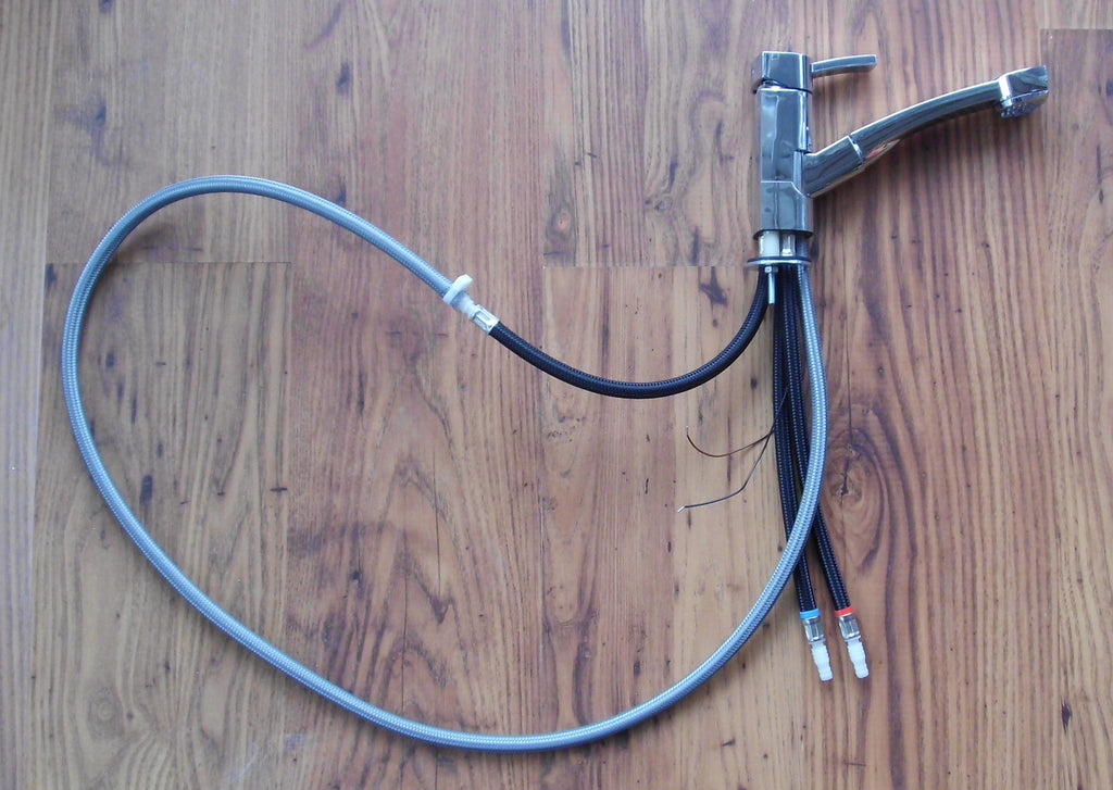 Wasserhahn Einhebelmischer CAPRI Dusche ausziehbar 70° Wohnmobil 300f228-1 NEU