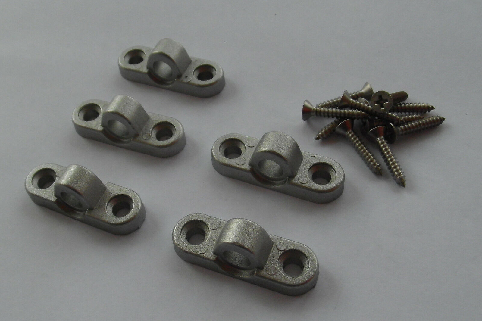 Wandöse 5 St. ≙3,47€/St. Metall + Schrauben Öse waagerecht Montage 250480b3 NEU