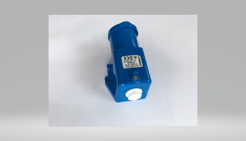 CEE Kupplung 3 polig Einspeisestecker Deckel für Wandmontage 82008r NEU
